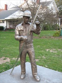 Steelmaker Statue - Waymarking.com